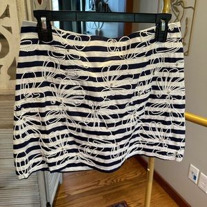 Lilly Pulitzer skirt size 4 worn once and dry cleaned